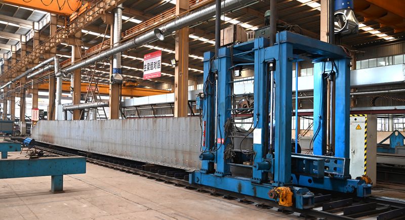 主梁腹板液壓式自動(dòng)組立機(jī)