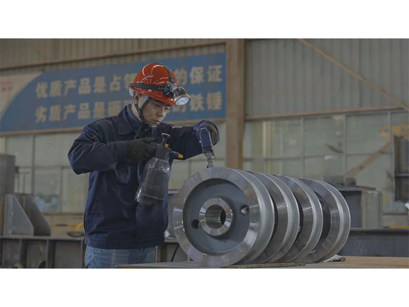 軍旅淬風骨 職場守赤誠｜記新科起重員工龔子昂的成長故事