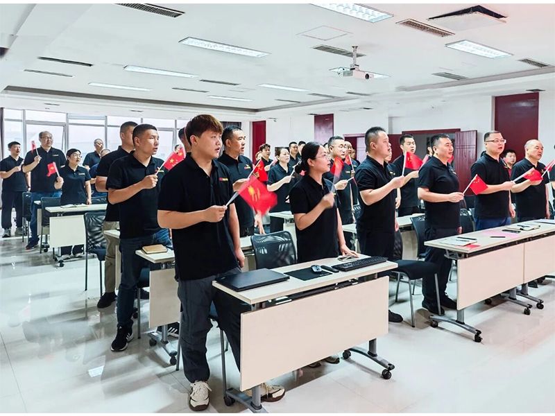 觀(guān)閱兵礪初心 啟質(zhì)量擔(dān)使命｜新科起重這場(chǎng)盛會(huì)點(diǎn)燃奮進(jìn)力量